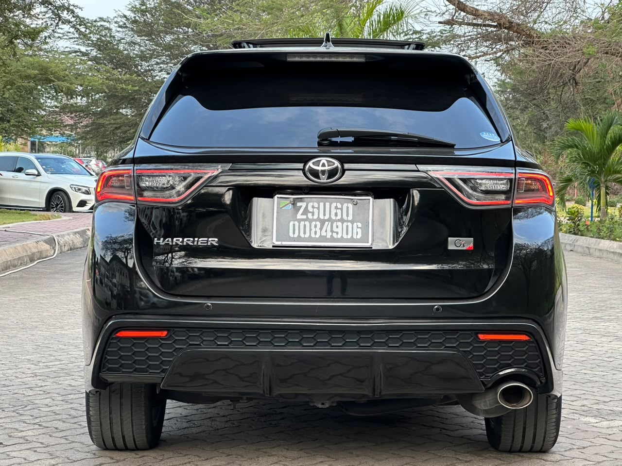 Toyota Harrier Gs Sport thumbnail 9